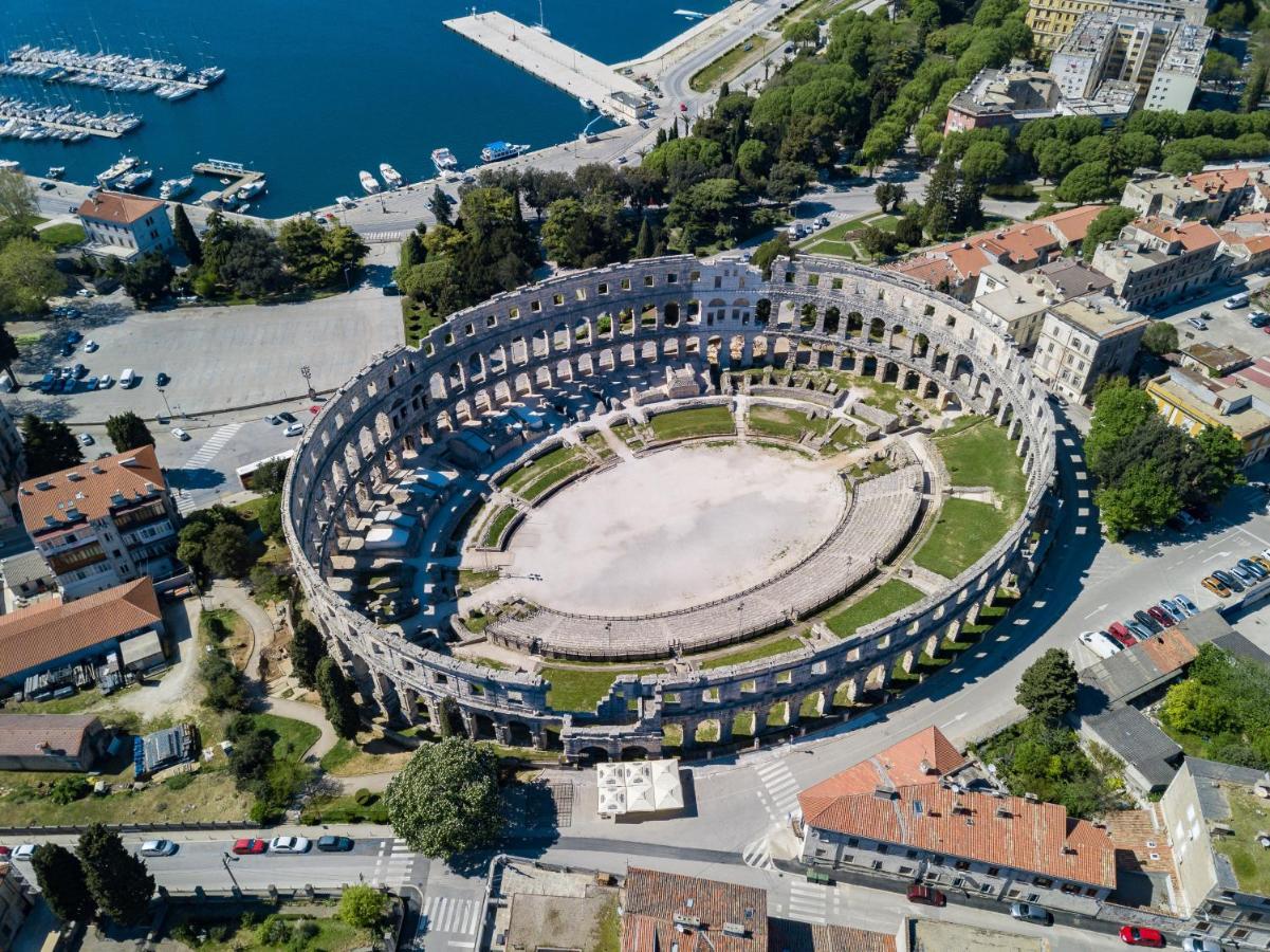 Bu2 Pula Studio Apartment Εξωτερικό φωτογραφία